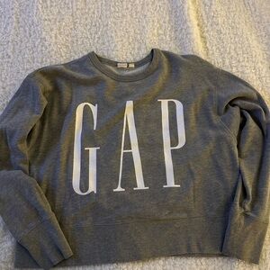 GAP Heather Gray Crewneck